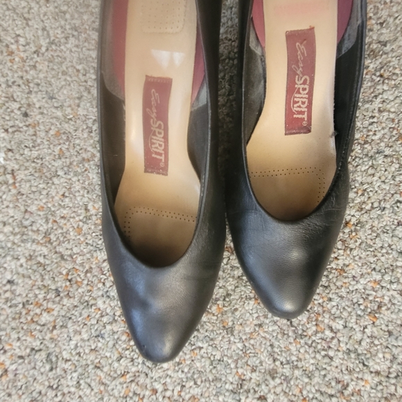 Easy Spirit navy blue leather comfort pumps - Picture 6 of 6